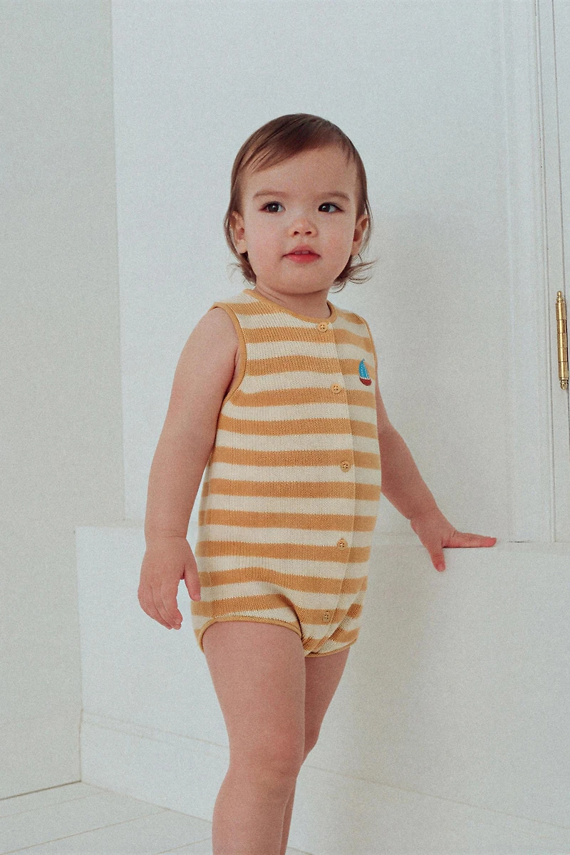 BODY EN MAILLE À RAYURES BRODERIE BATEAU