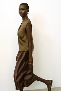 KNOTTED SATIN EFFECT TOP