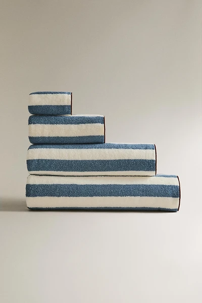 COTTON BATH TOWEL WITH STRIPES AND TOPSTITCHING