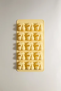 CHERRY SILICONE ICE CUBE TRAY (15 CUBES)