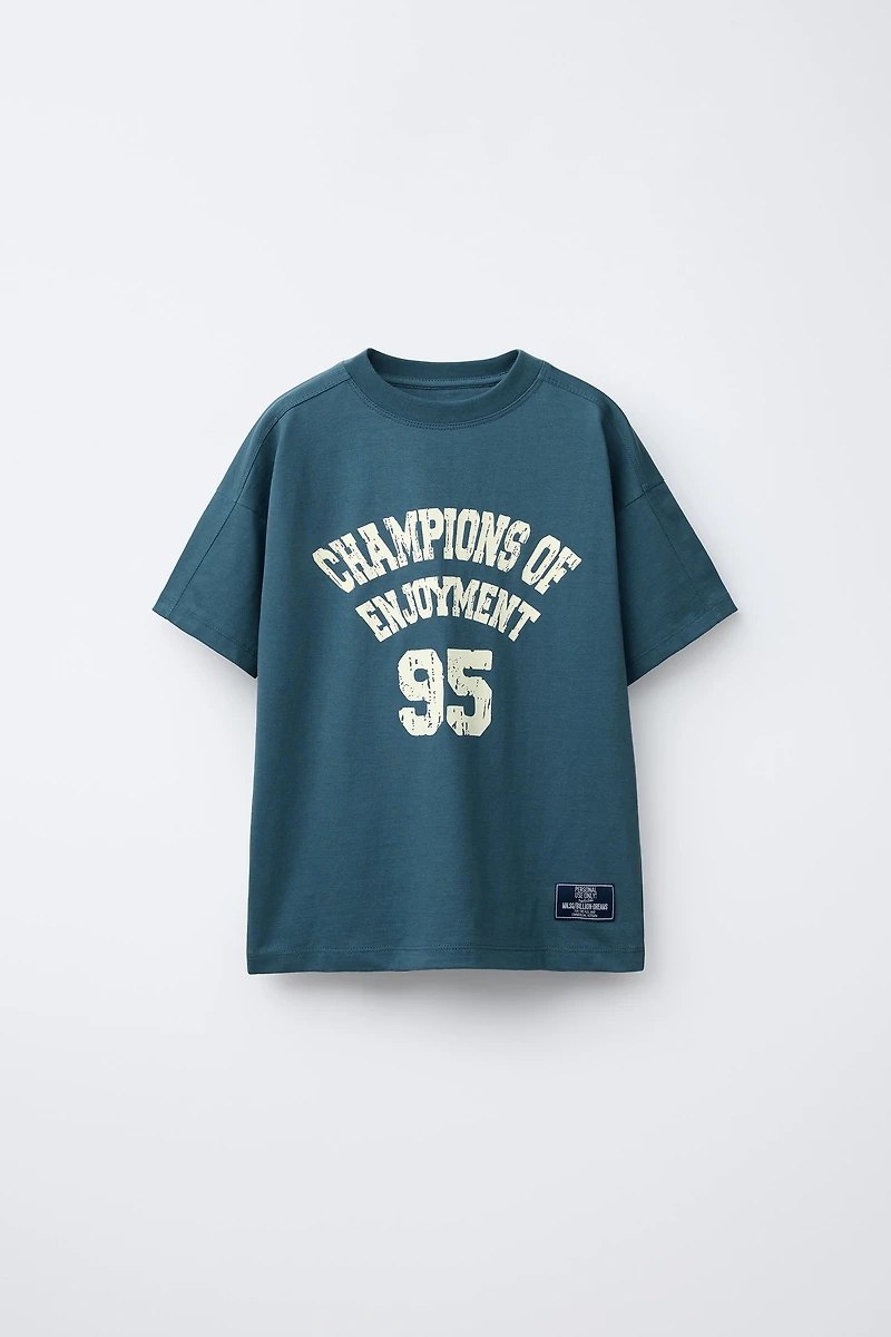 TEXT PRINT T-SHIRT AND BERMUDA SET