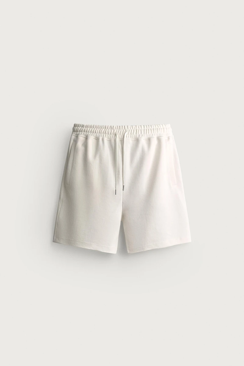 SHORT DE JOGGING RELAXED FIT INTERLOCK