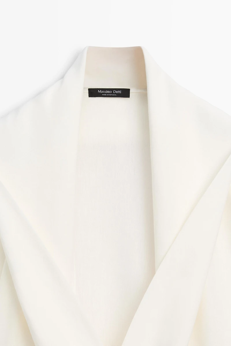 Flowing linen-blend shirt with tie detail