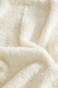 POMPOM BATH TOWEL