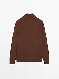 100% wool V-neck knit polo sweater