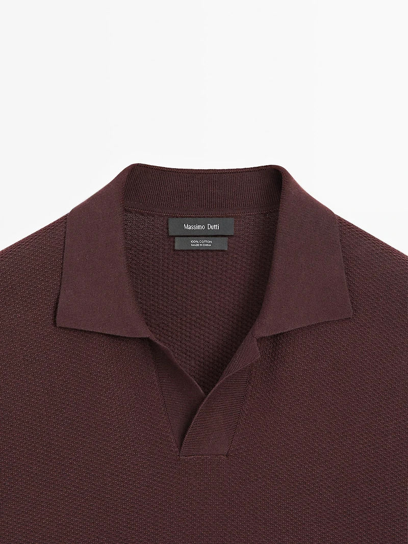 Textured knit short sleeve polo shirt