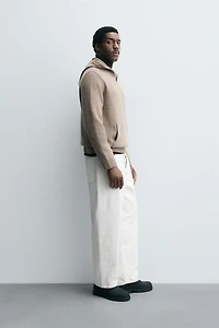 100% WOOL HOODED SWEATER