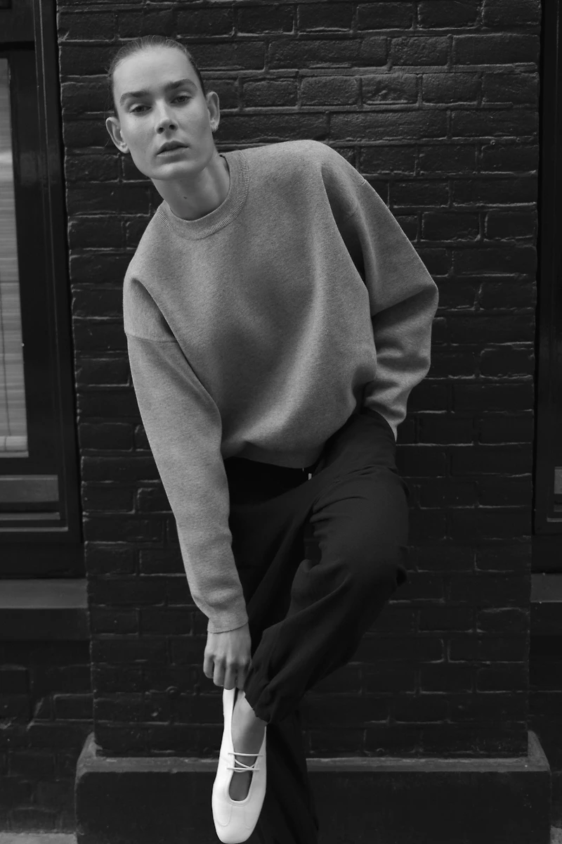 RIB KNIT SWEATSHIRT