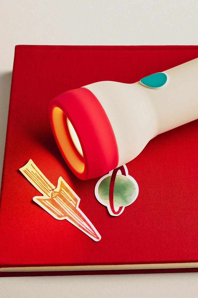 KIDS' ROCKET FLASHLIGHT