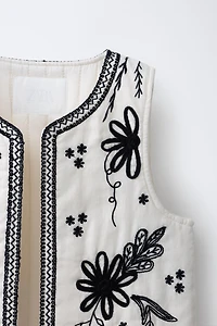 GILET BRODÉ