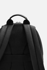 SAC À DOS TEXTURÉ EFFET GOMME