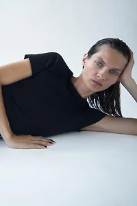 SHORT SLEEVE INTERLOCK T-SHIRT