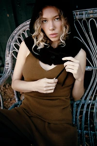 100% WOOL STRAPPY TOP