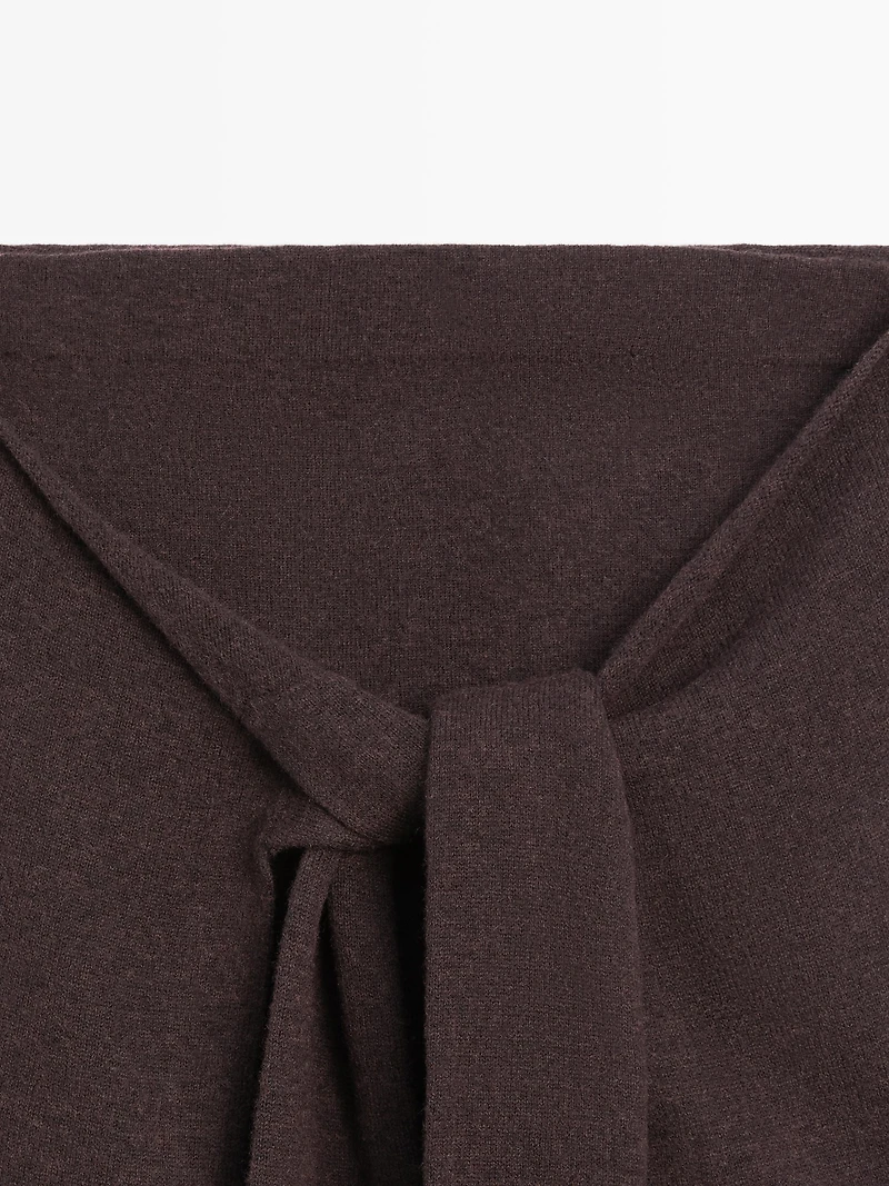 Jupe en maille à manches nouées