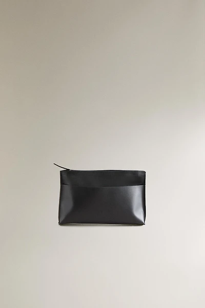 LEATHER MAKEUP BAG CLUTCH