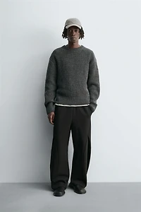 PANTALON BALLOON FIT EFFET NÉOPRÈNE PLISSÉ