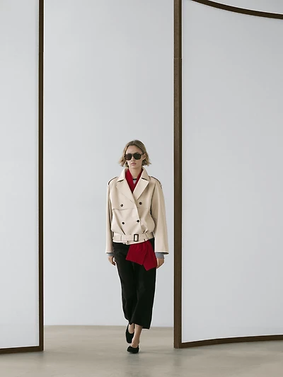 Short trench coat with belt detail