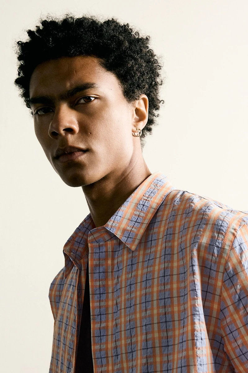 TEXTURED PLAID RELAXED FIT SHIRT