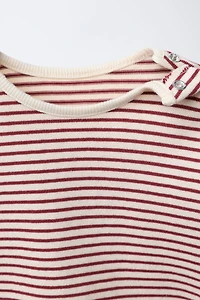 STRIPED T-SHIRT