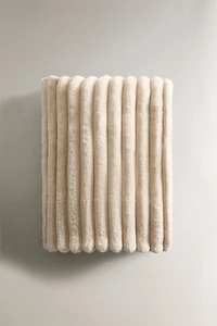 TEXTURED FAUX FUR BLANKET