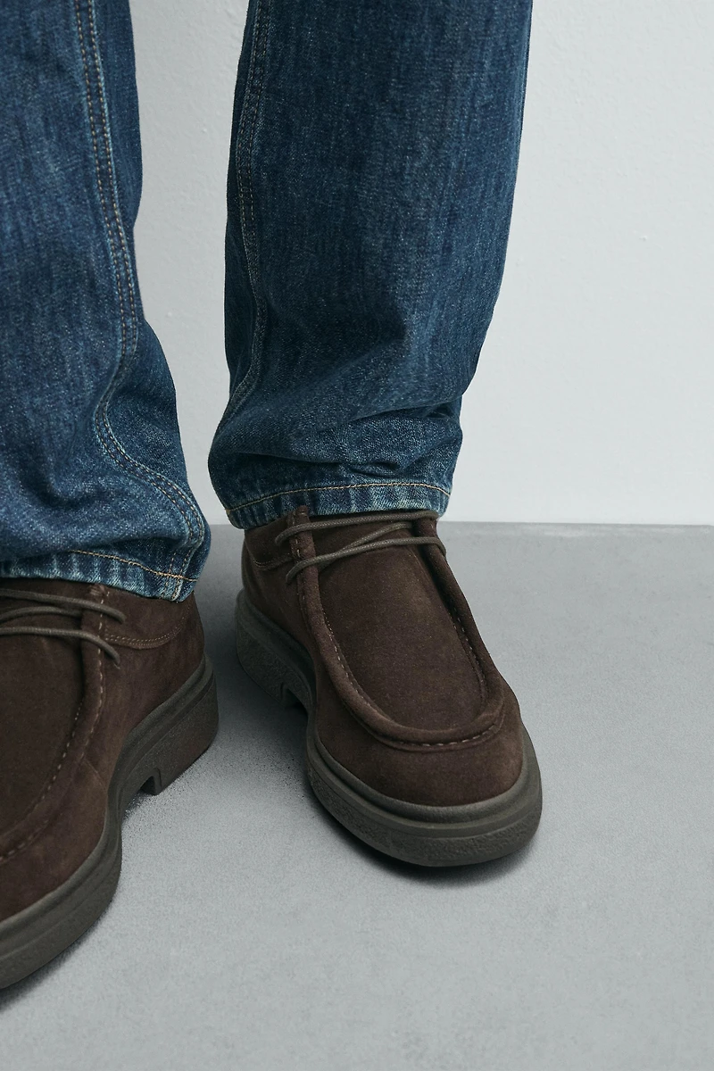 LEATHER RAISED SEAM SHOES