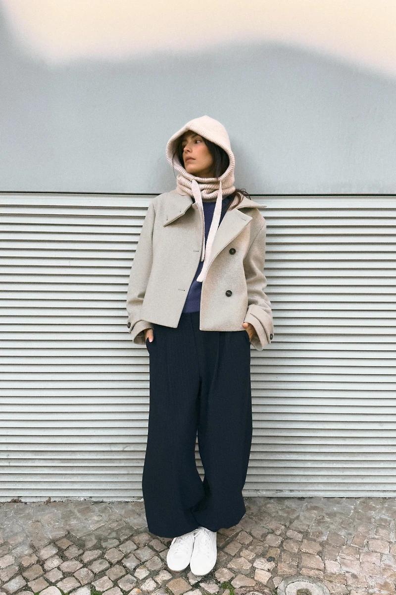 RIBBED KNIT HOOD