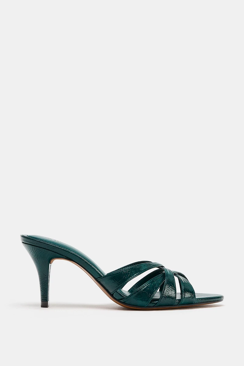 SANDALES À TALONS ET BRIDES