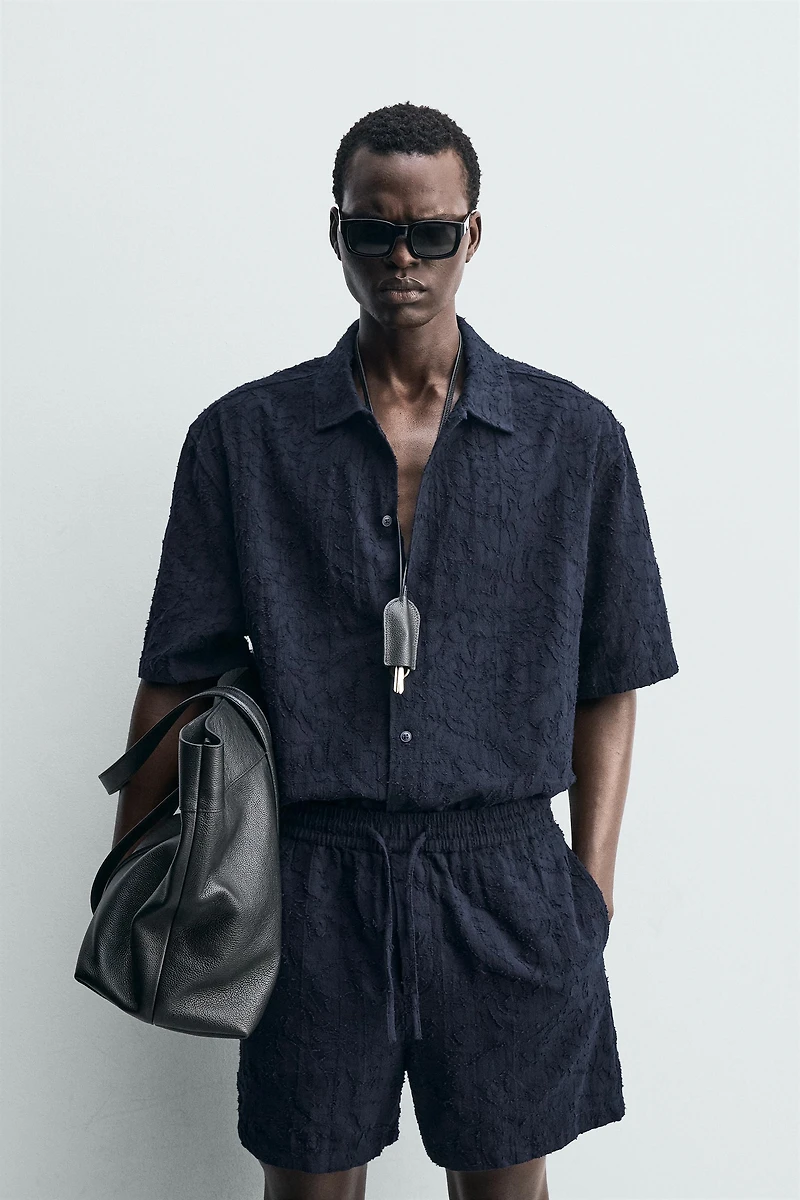 TEXTURED JACQUARD SHIRT
