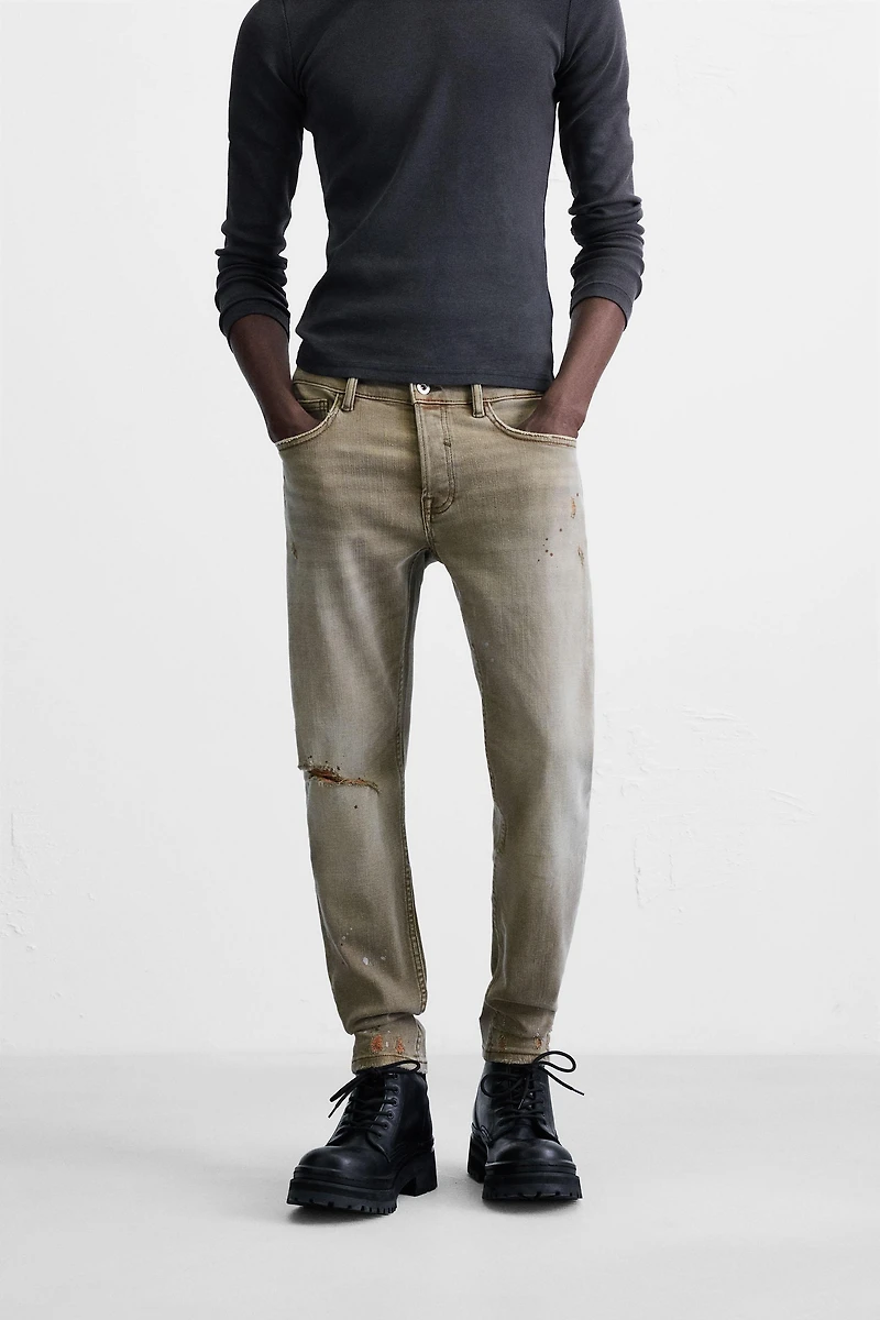 RIPPED SKINNY FIT JEANS