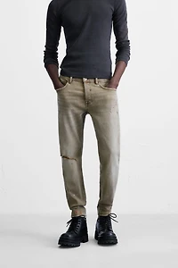 RIPPED SKINNY FIT JEANS
