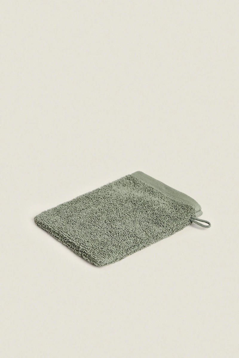 COTTON TERRYCLOTH BATH MITT