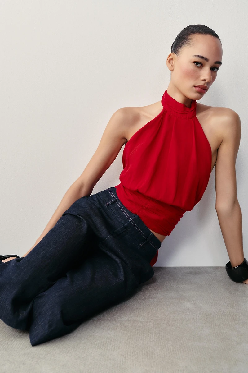 LONG SHORTS WITH CONTRAST TOPSTITCHING