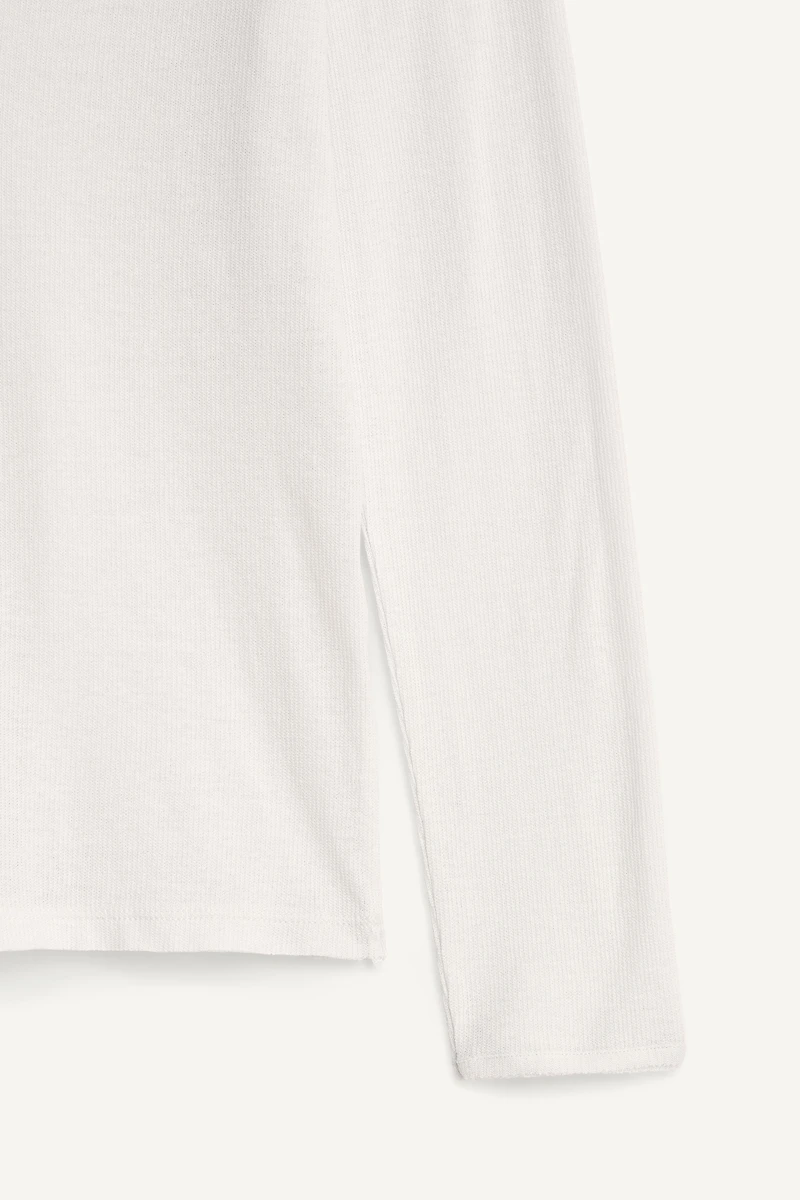 HAUT COL EN V LIMITED EDITION