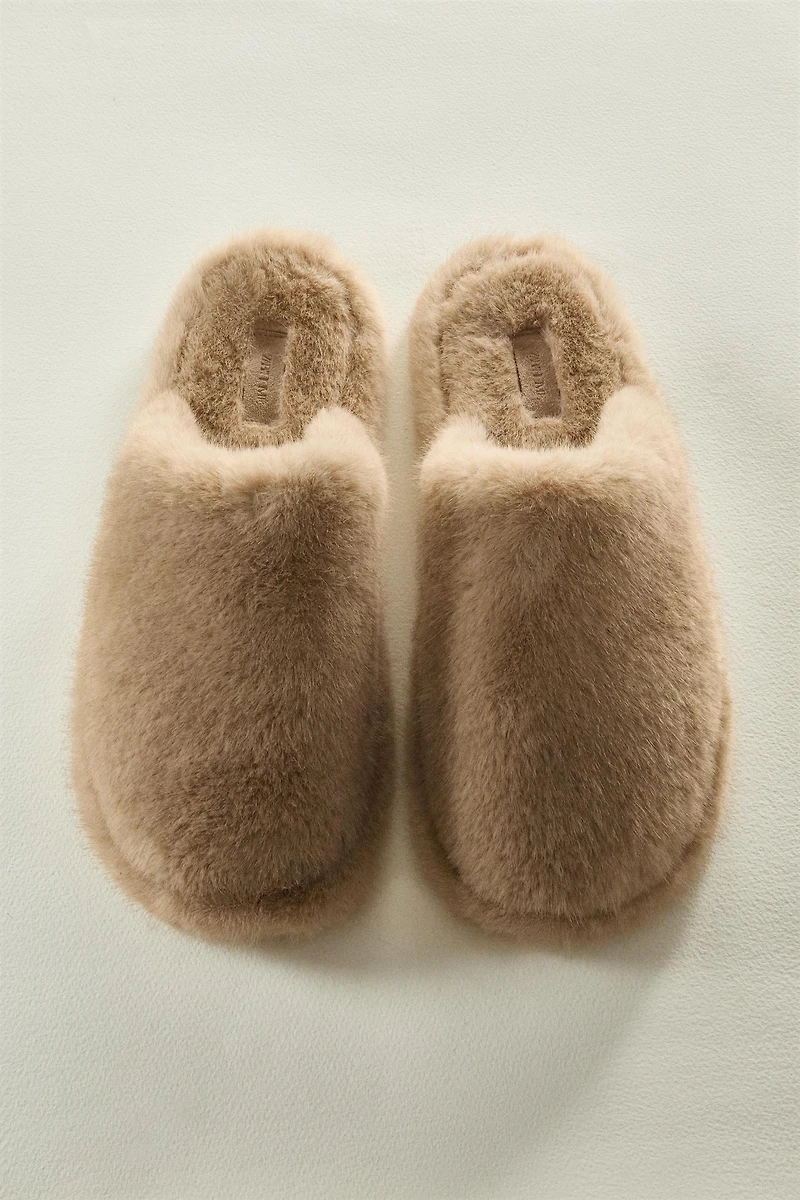 FAUX FUR MULE SLIPPERS