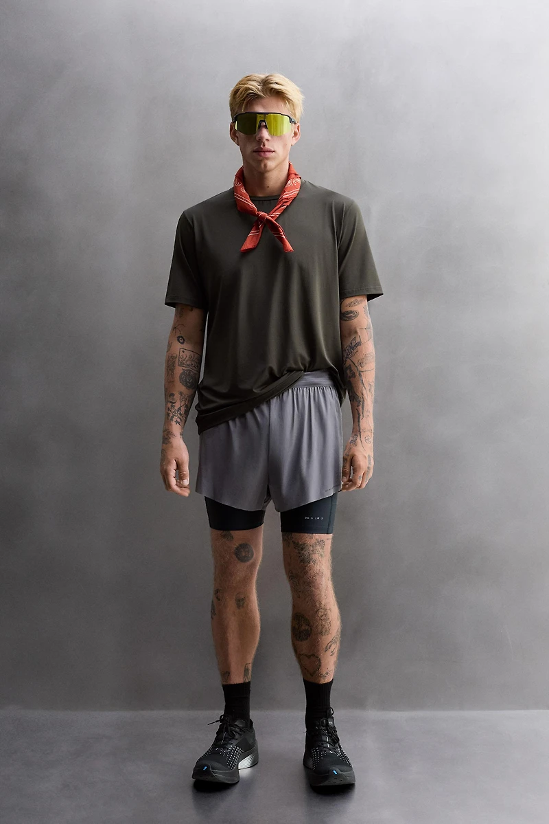 TEXTURED TRAINING T-SHIRT