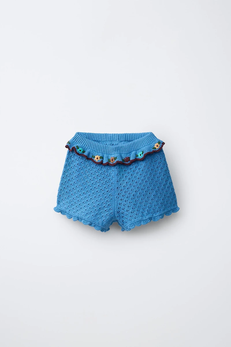 COTTON-LINEN KNIT SHORTS WITH RUFFLES AND EMBROIDERY