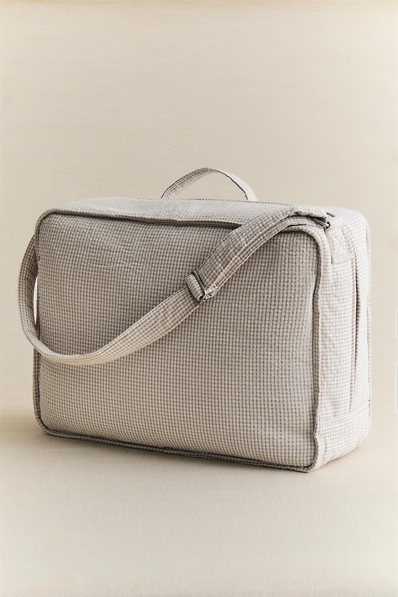 CHILDREN'S TRAVEL SUITCASE WITH A GINGHAM PATTERN