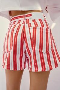 STRIPED MOM FIT SHORTS