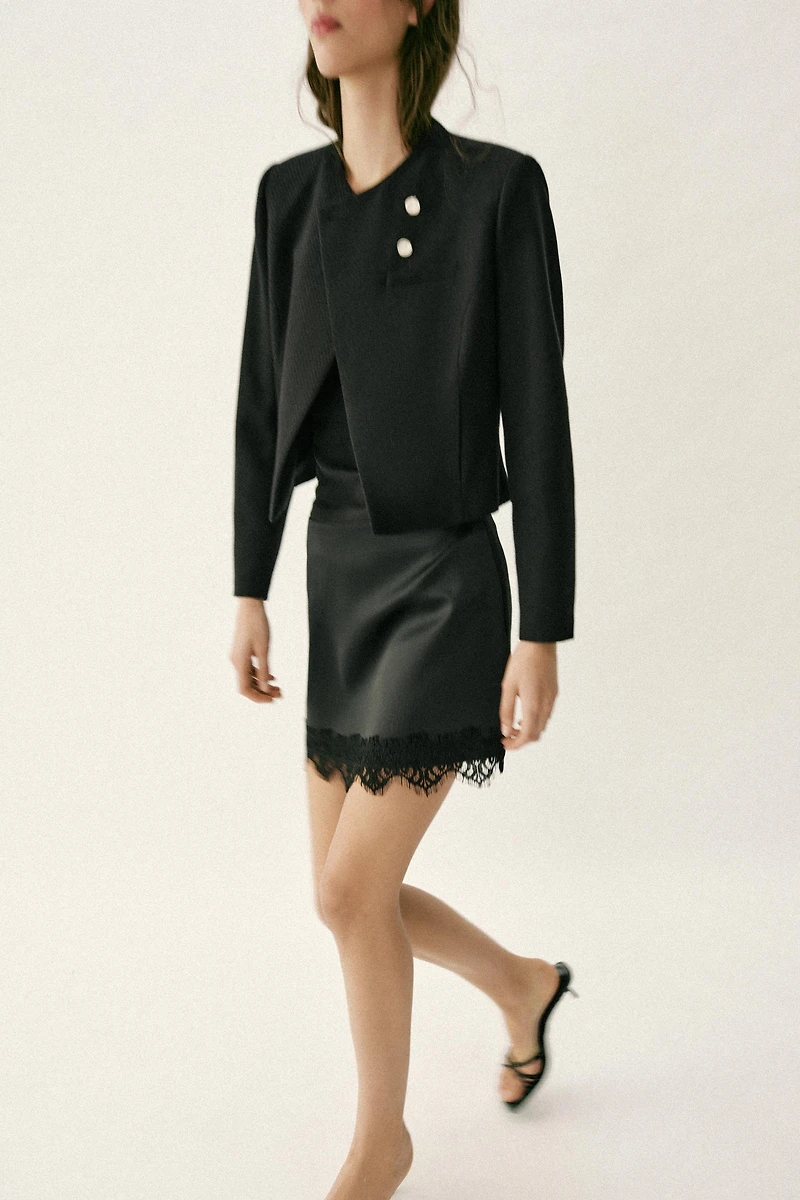 LACE HEM SKORT