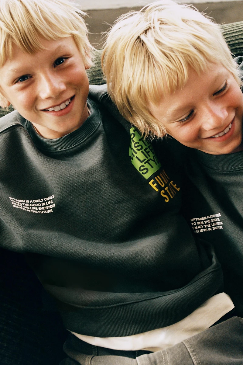 PRINT SWEATSHIRT
