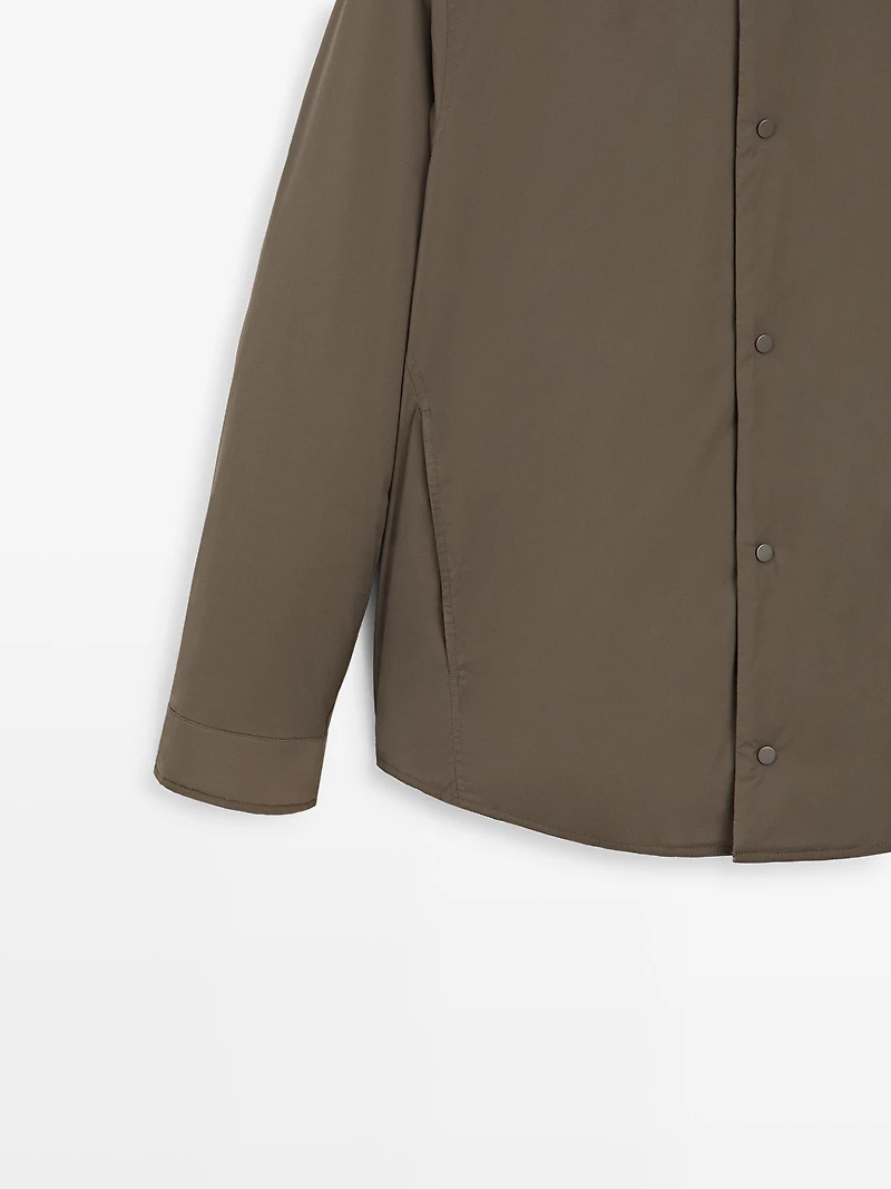 Lightweight water-repellent padded overshirt