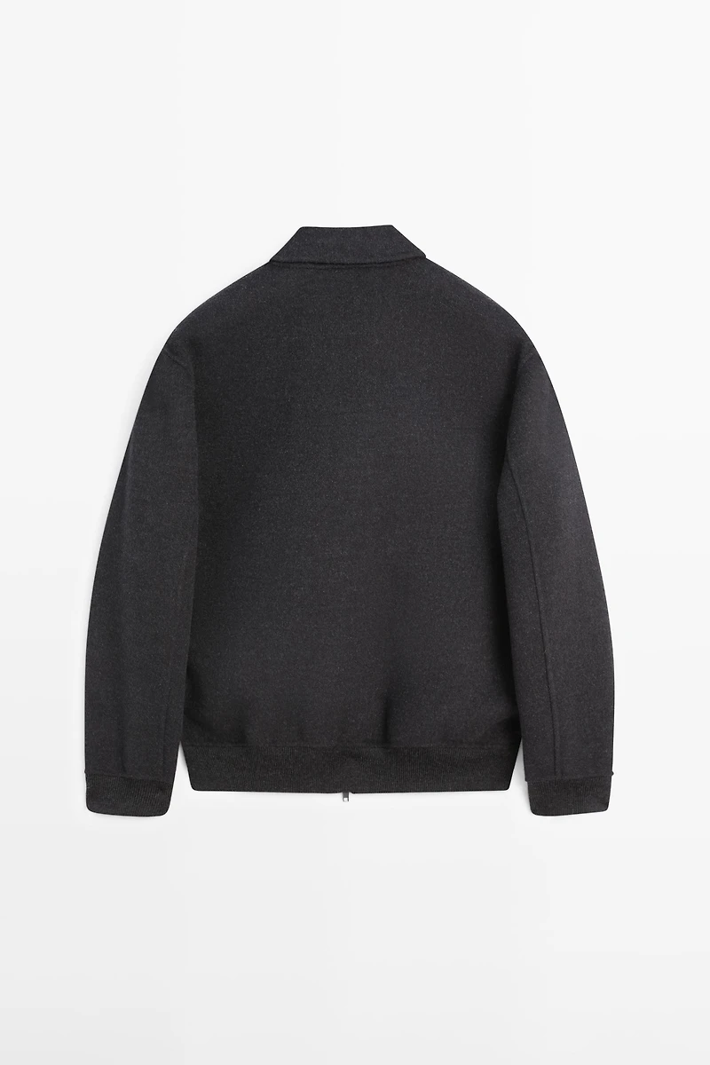 Wool blend jacket with pockets