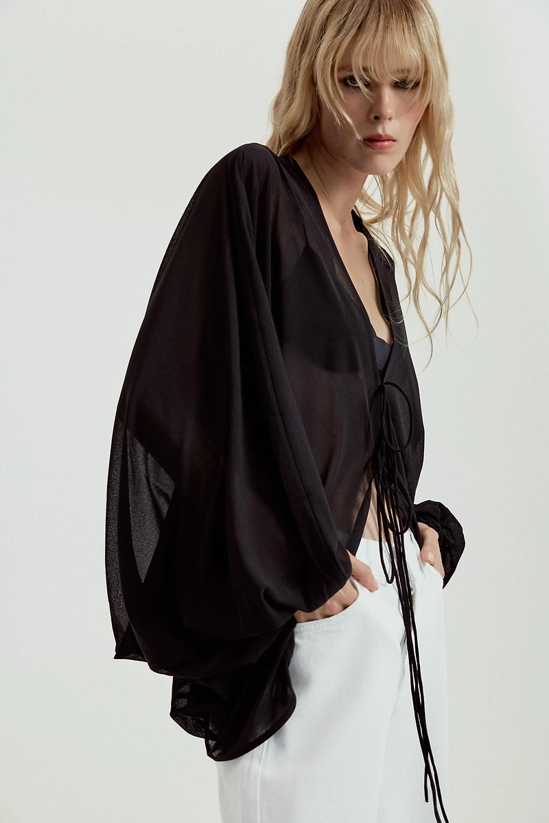 PUFF SLEEVE CREPE TOP