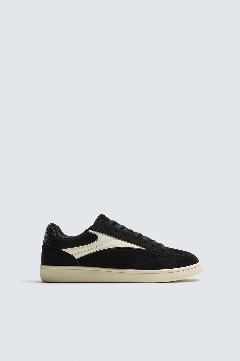 RETRO STYLE SNEAKERS