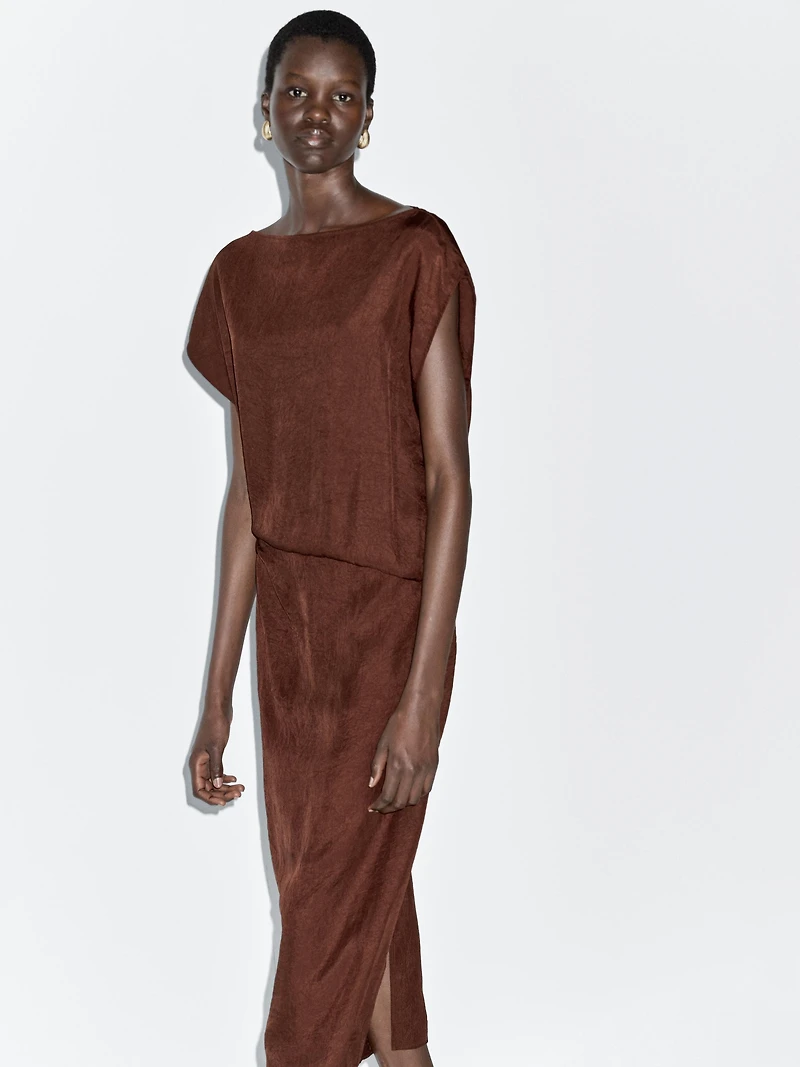 Long dress with gathered waist detail