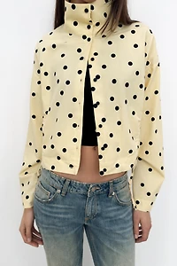 VESTE FRONCES À POIS