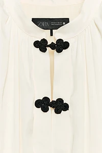 SATIN FROG FASTENING TOP