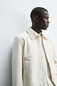 TEXTURED ZIP-UP OVERSHIRT