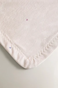 KIDS' HEART PRINT BLANKET
