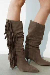 FRINGED SUEDE BOOTS